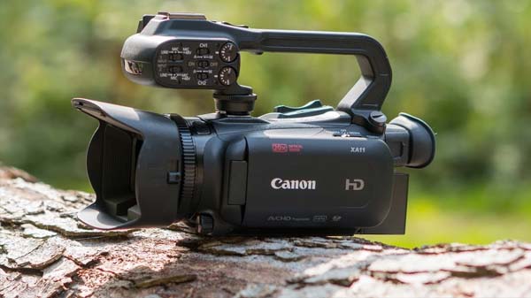 Canon XA11 Camcorder