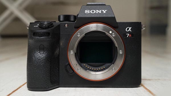 Sony Alpha ILCE-7RM3 (Body) Mirrorless Camera