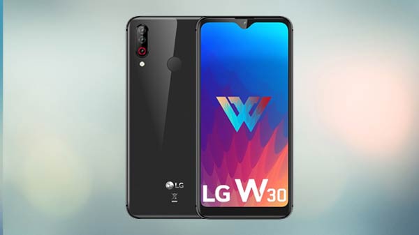 LG W30 (Price: Rs. 8,499)