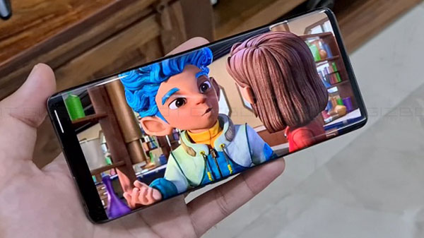 Excellent 6.7-inch QHD+ 120Hz Refresh Rate Display