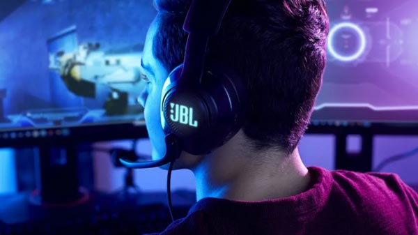 JBL Quantum Gaming Headsets