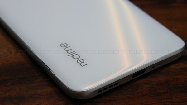 No microSD Card Slot, No 3.5mm Headphone Jack