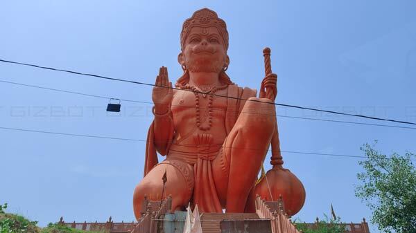 Feature-Rich Camera Setup Delivers Good Real-Life Results