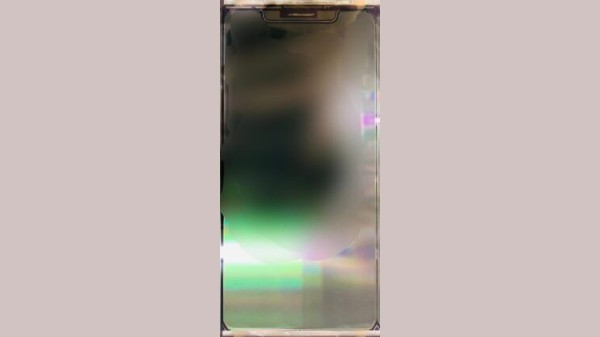 Apple iPhone 12 Live Images