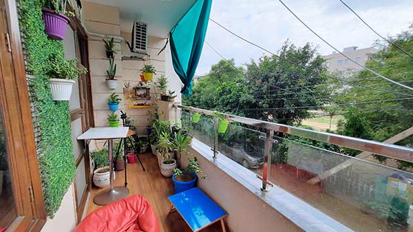 Good Dynamic Range Even With Wide-Angle Sensor And Macros