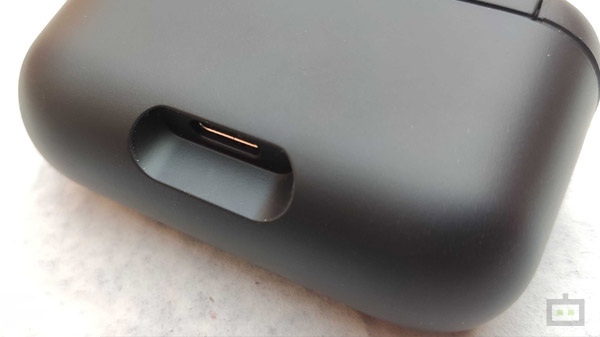 Sony WF-H800: Battery Backup