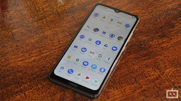 Below Standard 5W Charger In The Box