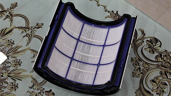 Filtration Process- How Dyson Cleans The Polluted Air Inside Home