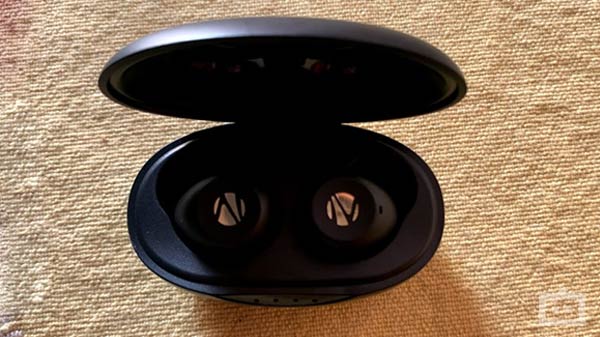 Zebronics Zeb-Sound Bomb Q Pro Design: Comfortable Even For Long Hours Zebronics Zeb-Sound Bomb Q Pro Design: Comfortable Even For Long Hours