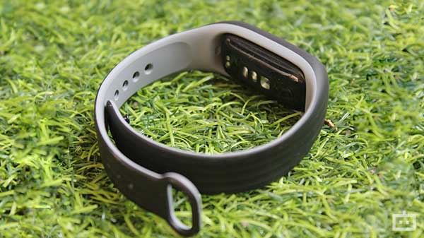 Durable Body (IP68, 5ATM Rated Design)