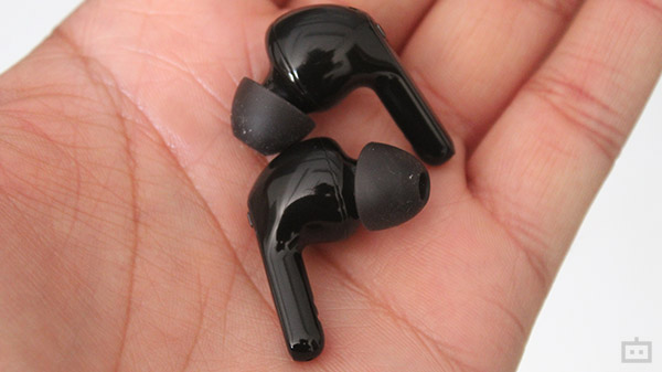 Earbuds Design And Wearing Experience