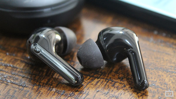 IPX4 Water-Resistant Earbuds