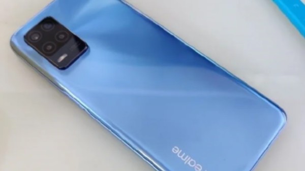 Realme V13 5G Live Images, Key Specs, Price Leak Ahead Of Launch Realme V13 5G Live Images, Key Specs, Price Leak Ahead Of Launch