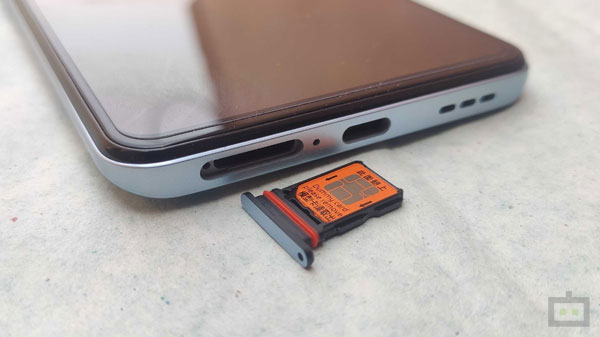 No Dedicated MicroSD Card Slot