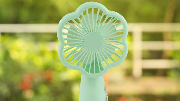 iSWEVEN LED Mini Colorful Light Fan Portable