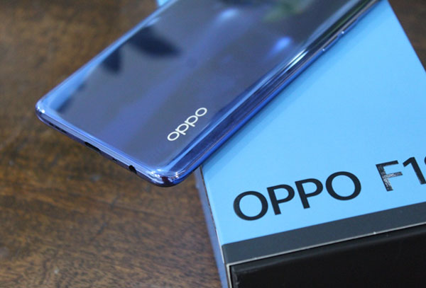 OPPO F19 Is The Most Desirable Smartphone Under 20K: Here's Why