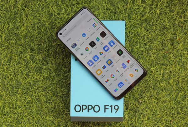 OPPO F19 Is The Most Desirable Smartphone Under 20K: Here's Why