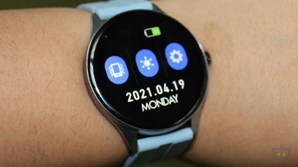 Zebronics Zeb-Fit2220CH Design