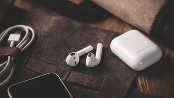 Truly Wireless Earbuds Gift Ideas For Fashion Lovers