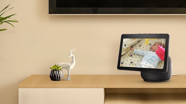 10.1-inch HD Display With Intelligent Motion