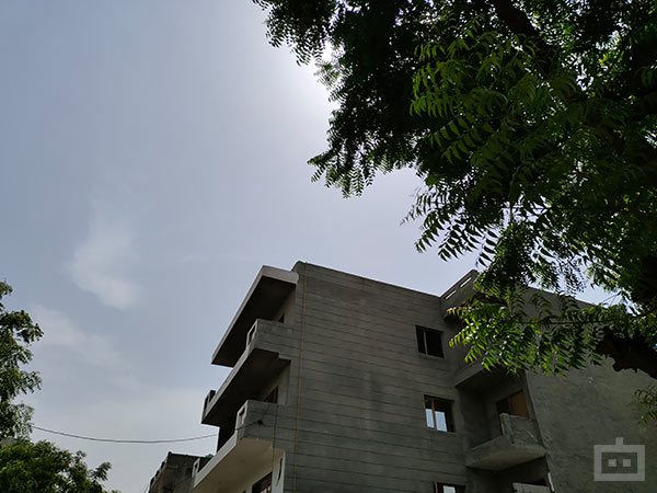 Blind Camera Comparison: Redmi Note 10 Pro Vs iQOO Z3 5G