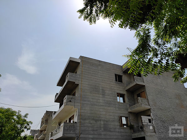 Blind Camera Comparison: Redmi Note 10 Pro Vs iQOO Z3 5G