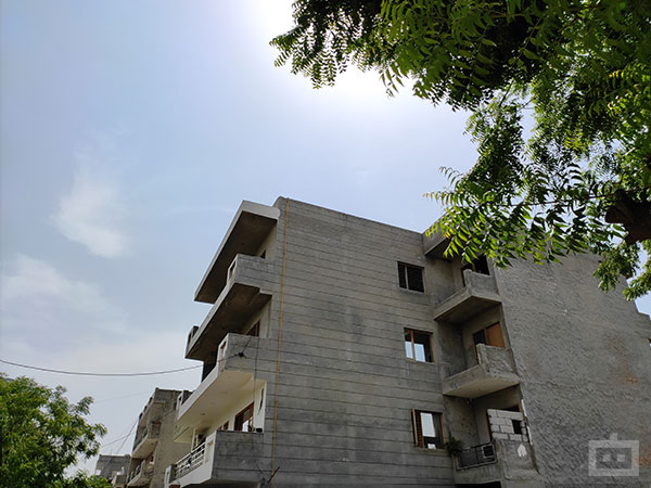 Blind Camera Comparison: Redmi Note 10 Pro Vs iQOO Z3 5G