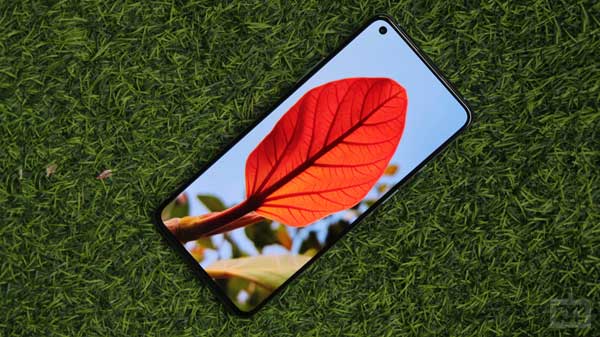 OnePlus 9R Display- 6.55-inch Full HD+ 120Hz AMOLED Display