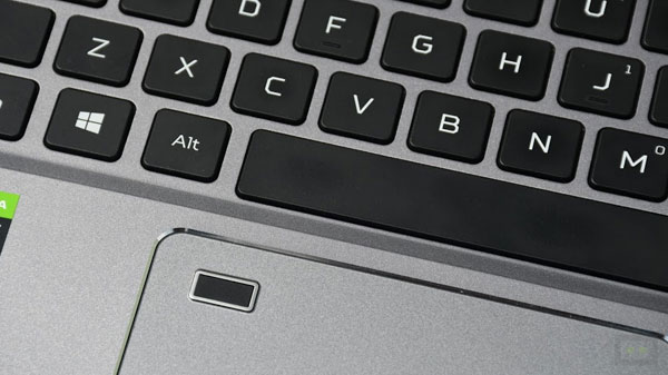 Acer Predator Triton 500 SE Keyboard And Trackpad