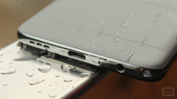 Connectivity & Ports