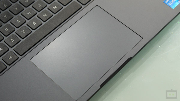 Good Palm Support & Big Trackpad