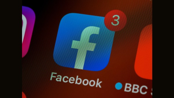 Zuckerberg Still Gets My Data; Thanks To WhatsApp, Instagram