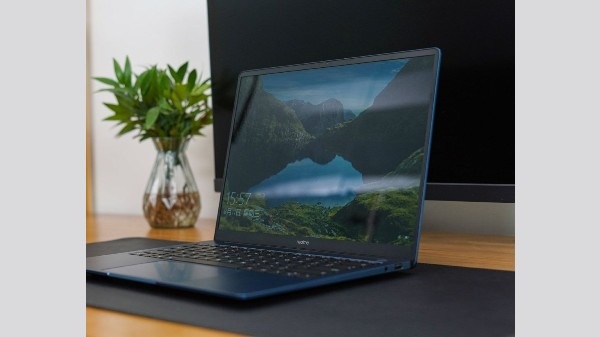 Can The Realme Book Slim Take On Apple MacBook Pro? Can The Realme Book Slim Take On Apple MacBook Pro?