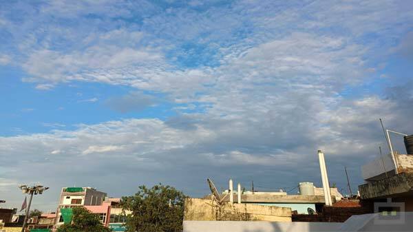 A Familiar Camera Setup And Performance