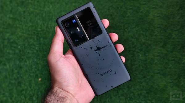 Finally A Vivo Flagship With IP68 Water-Dust Rating