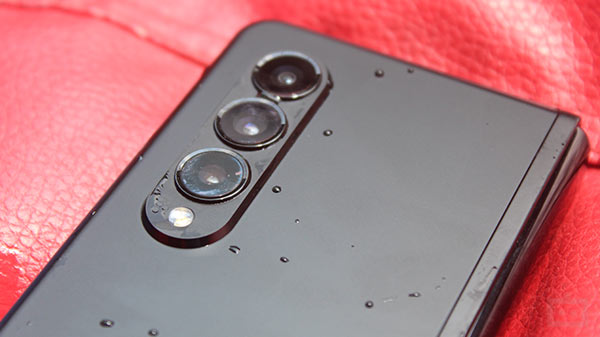 Samsung Galaxy Z Fold 3 Cameras