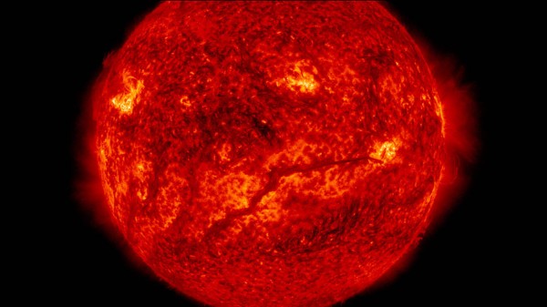 Solar Storm And Internet Apocalypse: Massive Internet Outage Warned
