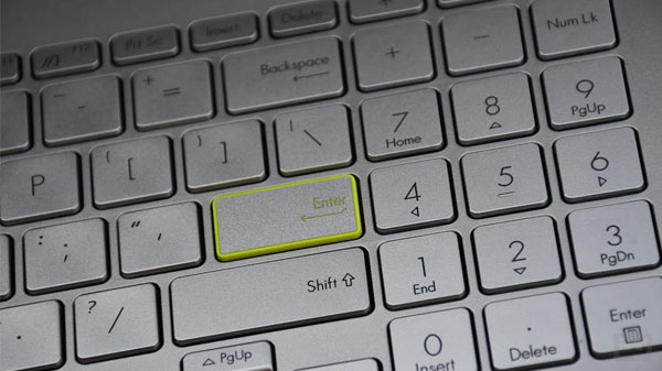 Asus Vivobook K15 OLED Keyboard And Trackpad