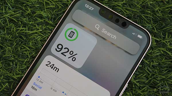 Visual Art On OLED Display