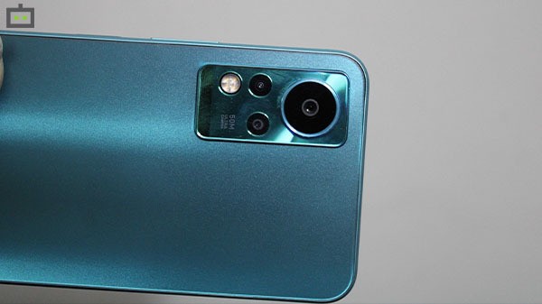 50MP Wide Aperture Camera