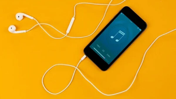 Wired Headphones Are Gone