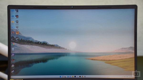 Acer Predator Helios 500 (2021) Display: Full-Specced 4K 120Hz Panel