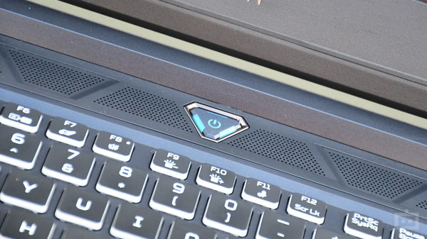 Acer Predator Helios 500 (2021) Web Camera And Speaker