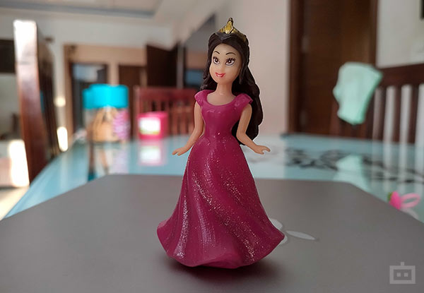 Cinematic Mode- Record Videos In H-Log & 24fps