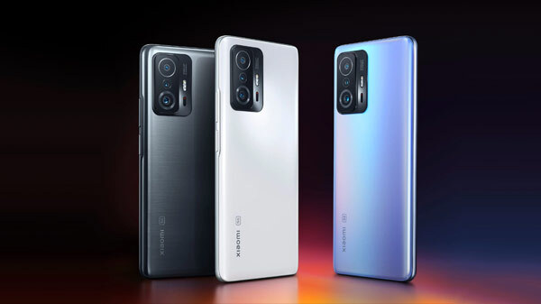 Xiaomi 11T Pro Vs OnePlus 9RT: Display Design