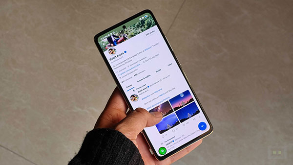 Excellent Haptics & Snappy Fingerprint Scanner