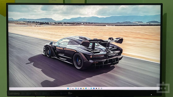 Lenovo G27q-20 Design