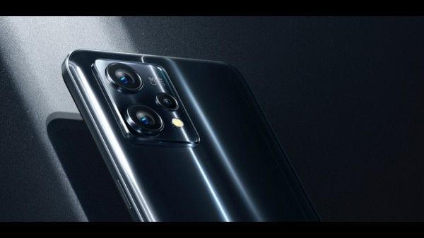 Realme 9 Pro+ 5G Vs Xiaomi 11i HyperCharge 5G: Price Factor