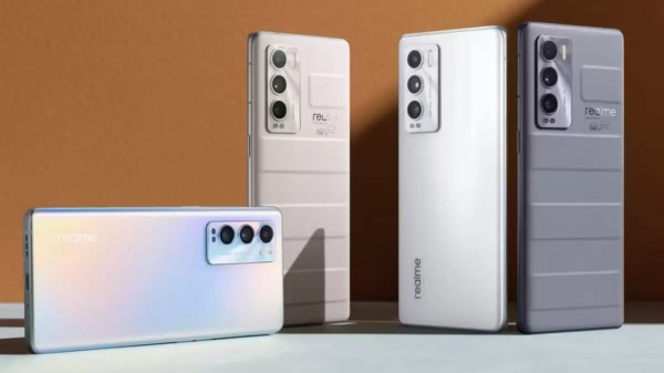 Realme GT 5G (Dashing Silver, 128 GB)  (8 GB RAM)