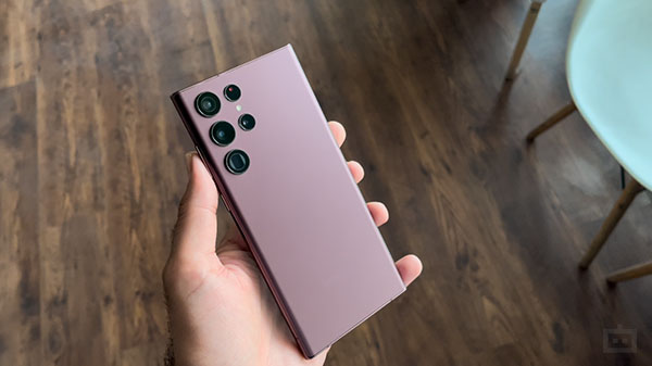 Samsung Galaxy S22 Ultra Design Ergonomics And Look & Feel